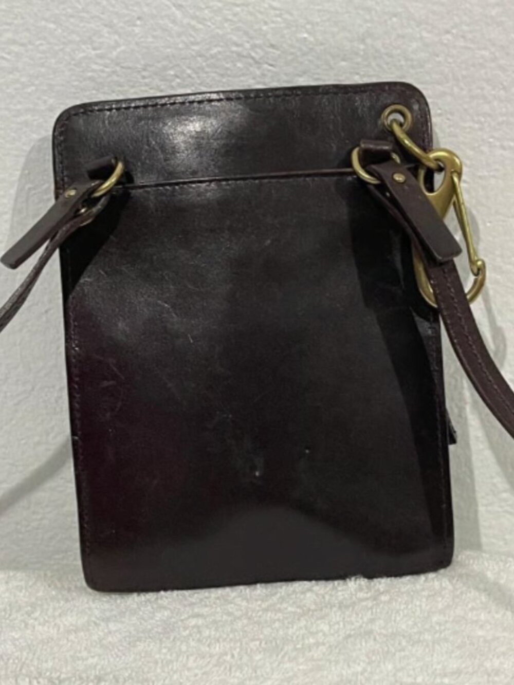GG canvas crossbody - Picture 2 of 11
